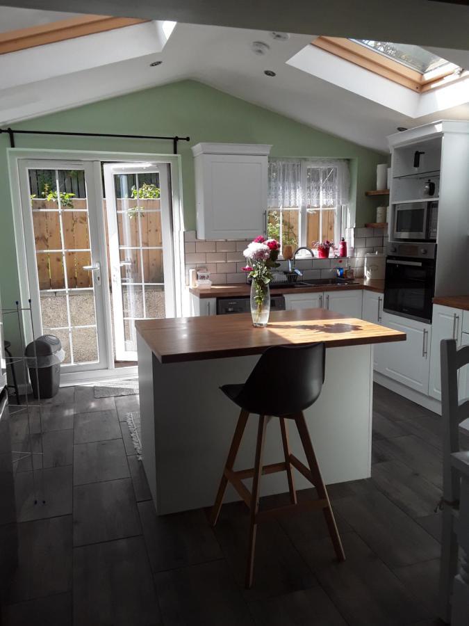 Waveney Villa Belfast Exterior photo